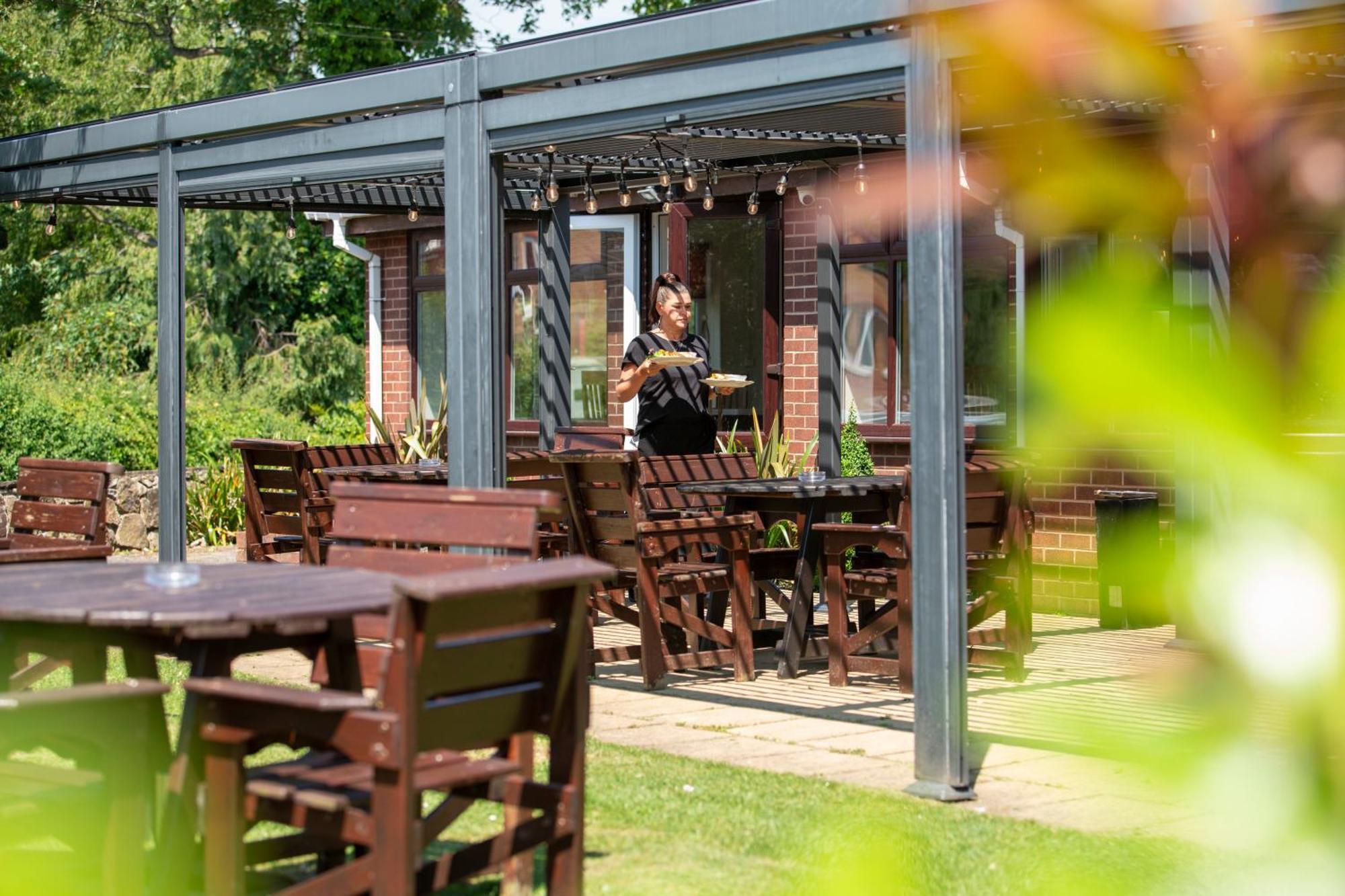Beaufort Park Hotel Mold Exteriér fotografie